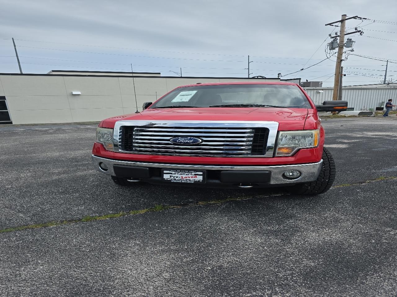 2010 Ford F-150 4WD SuperCrew 145" XLT