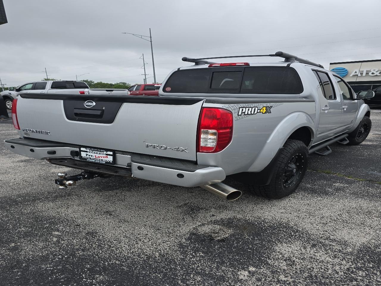 Nissan Frontier 4WD Crew Cab SWB Auto PRO-4X 2016