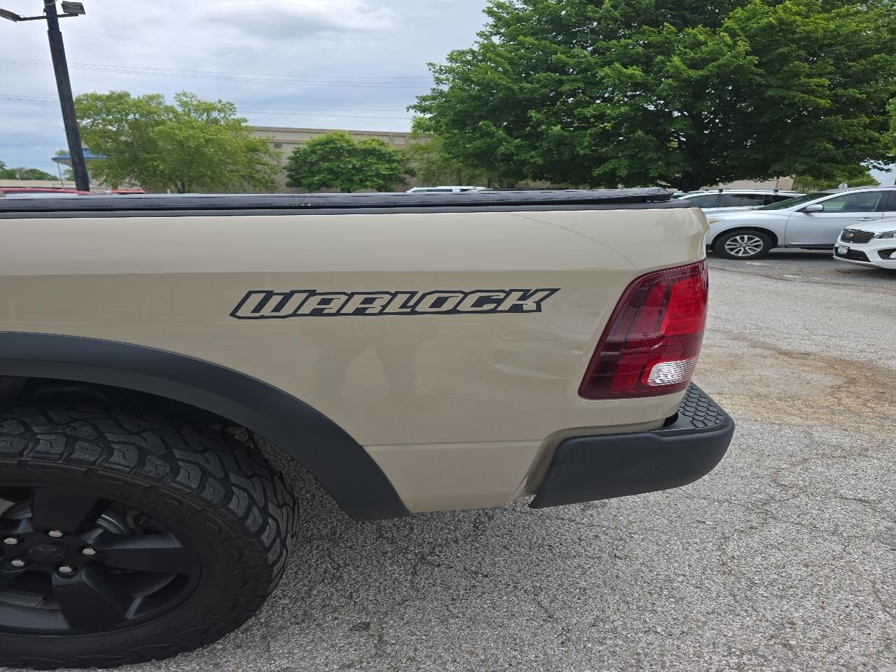 RAM 1500 Classic Warlock 4x2 Crew Cab 5'7" Box 2019