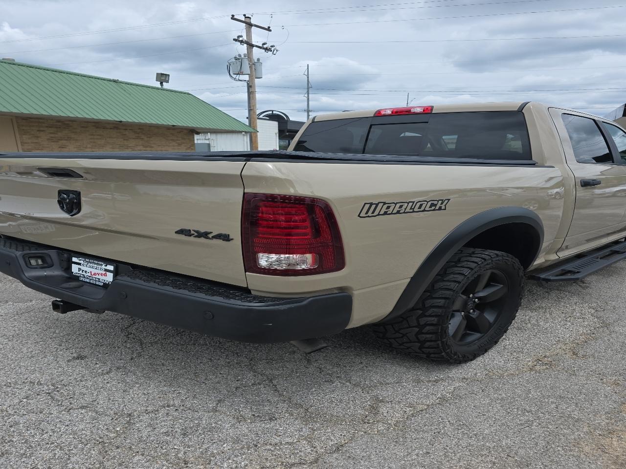 RAM 1500 Classic Warlock 4x2 Crew Cab 5'7" Box 2019