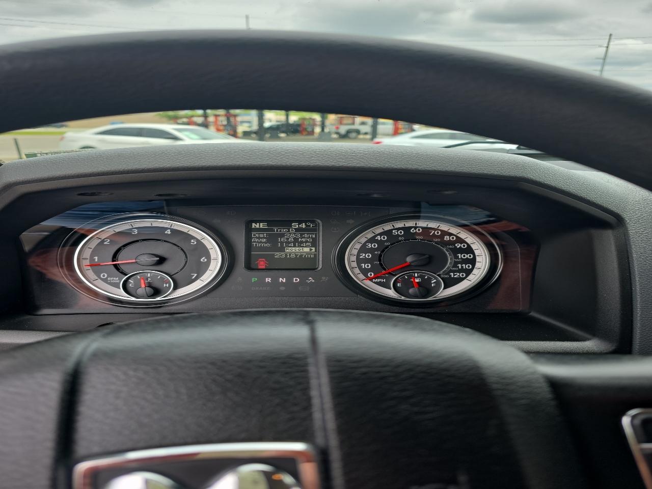RAM 1500 Classic Warlock 4x2 Crew Cab 5'7" Box 2019