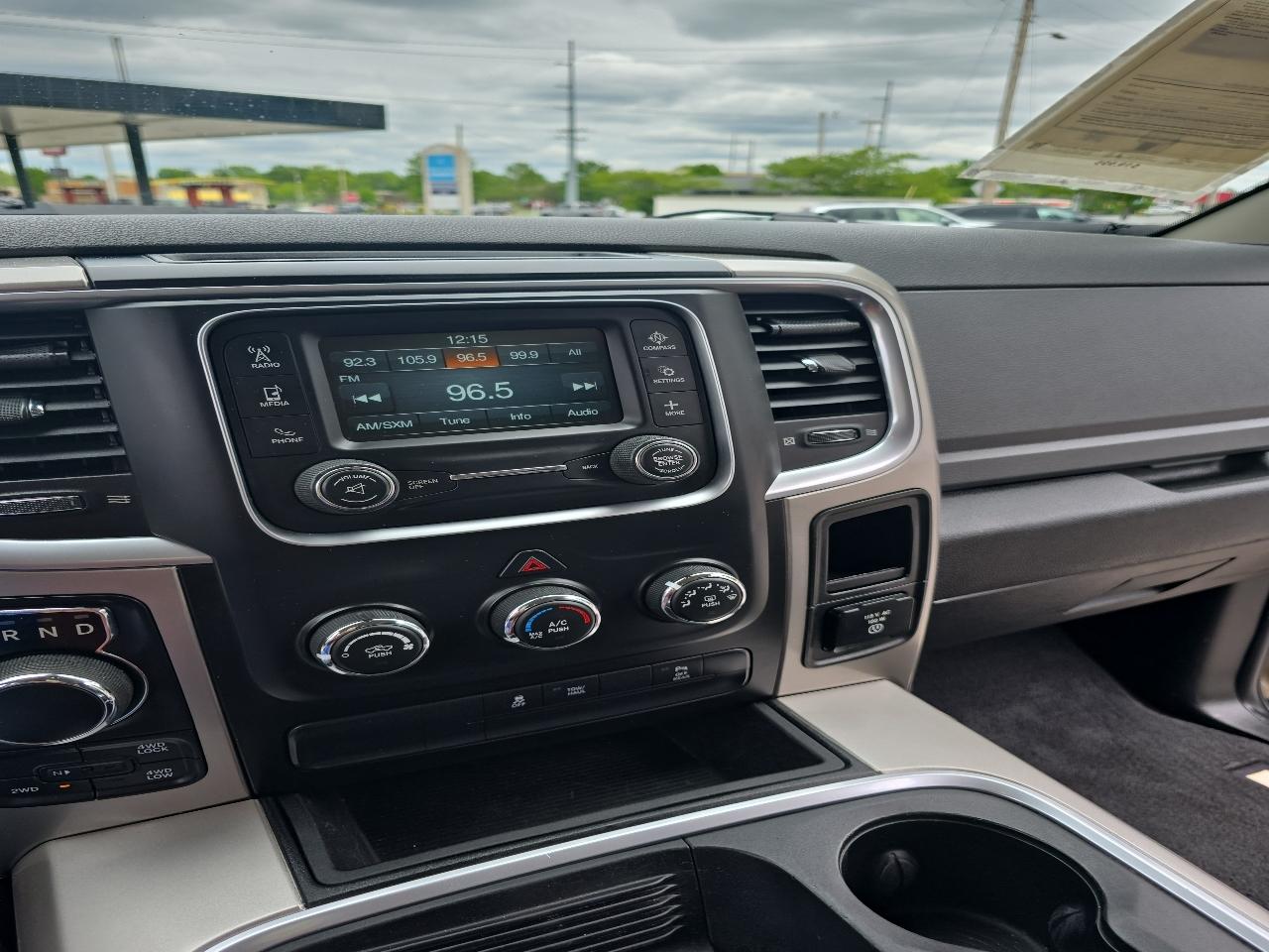 RAM 1500 Classic Warlock 4x2 Crew Cab 5'7" Box 2019