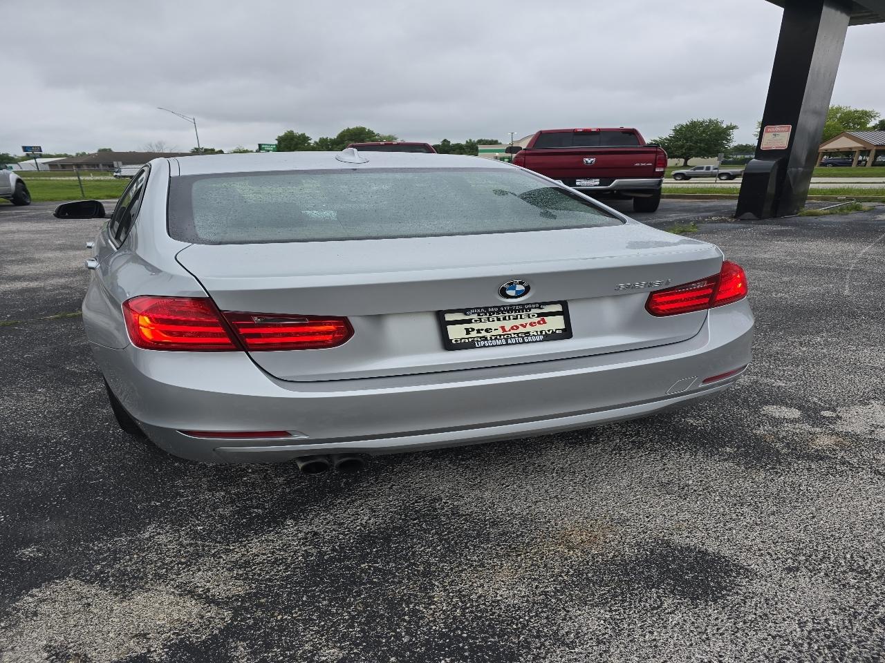 BMW 3 Series 4dr Sdn 328i RWD 2013