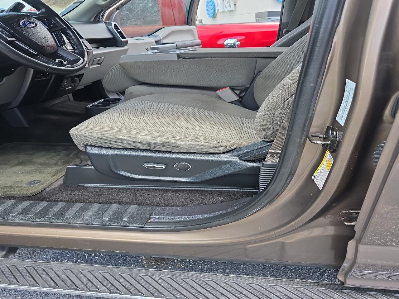 Ford F-150 XLT 4WD SuperCrew 5.5' Box 2017