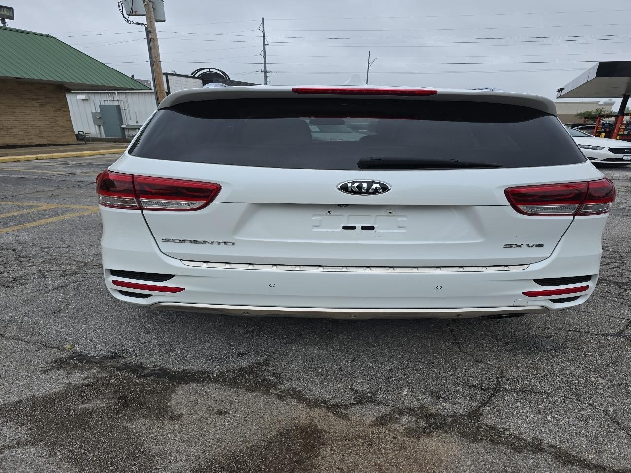 Kia Sorento FWD 4dr 3.3L SX 2016