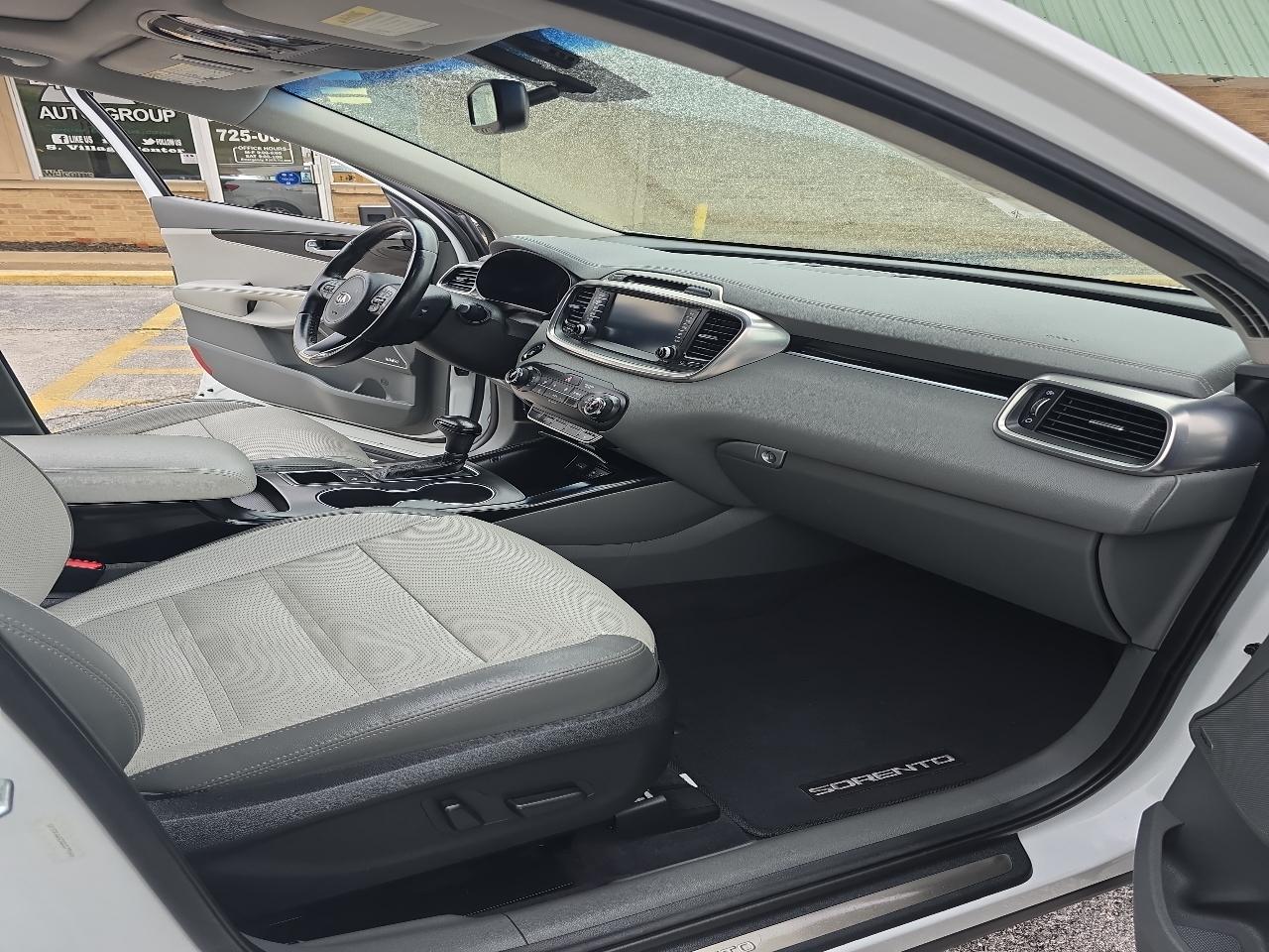 Kia Sorento FWD 4dr 3.3L SX 2016