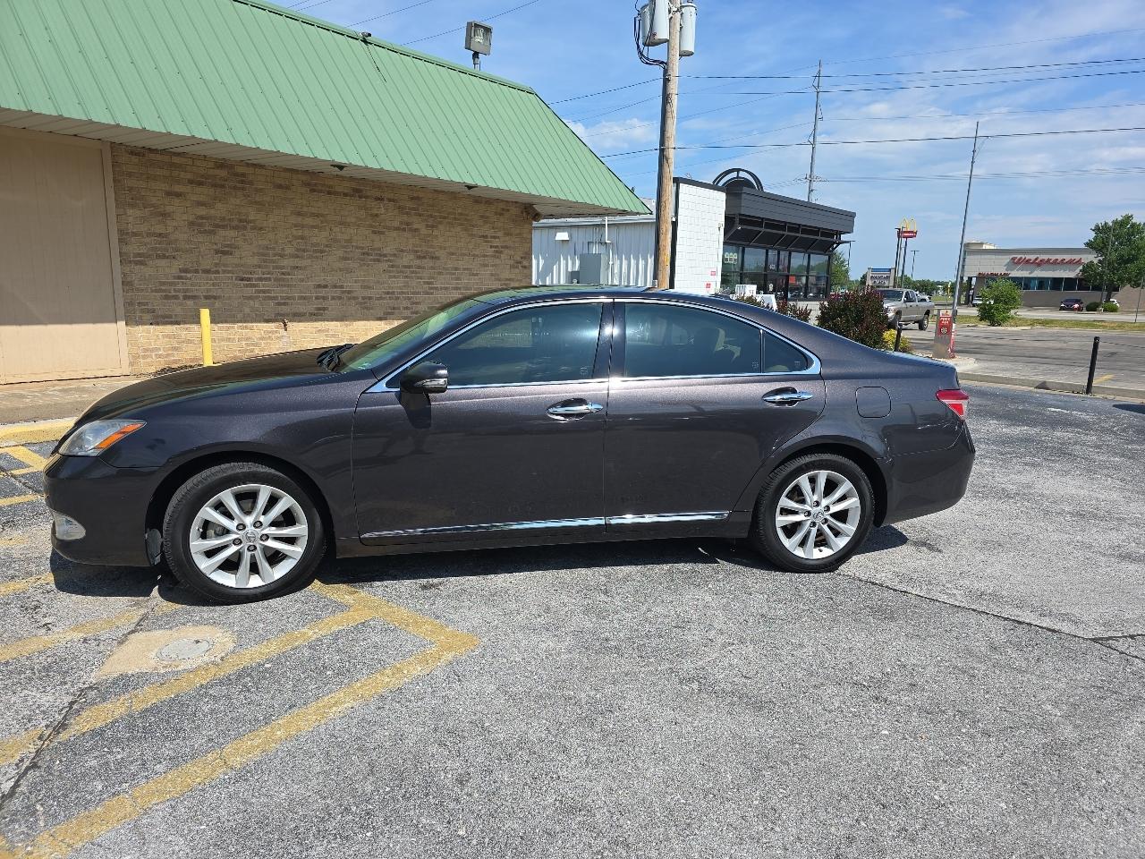 Lexus ES 350 4dr Sdn 2012