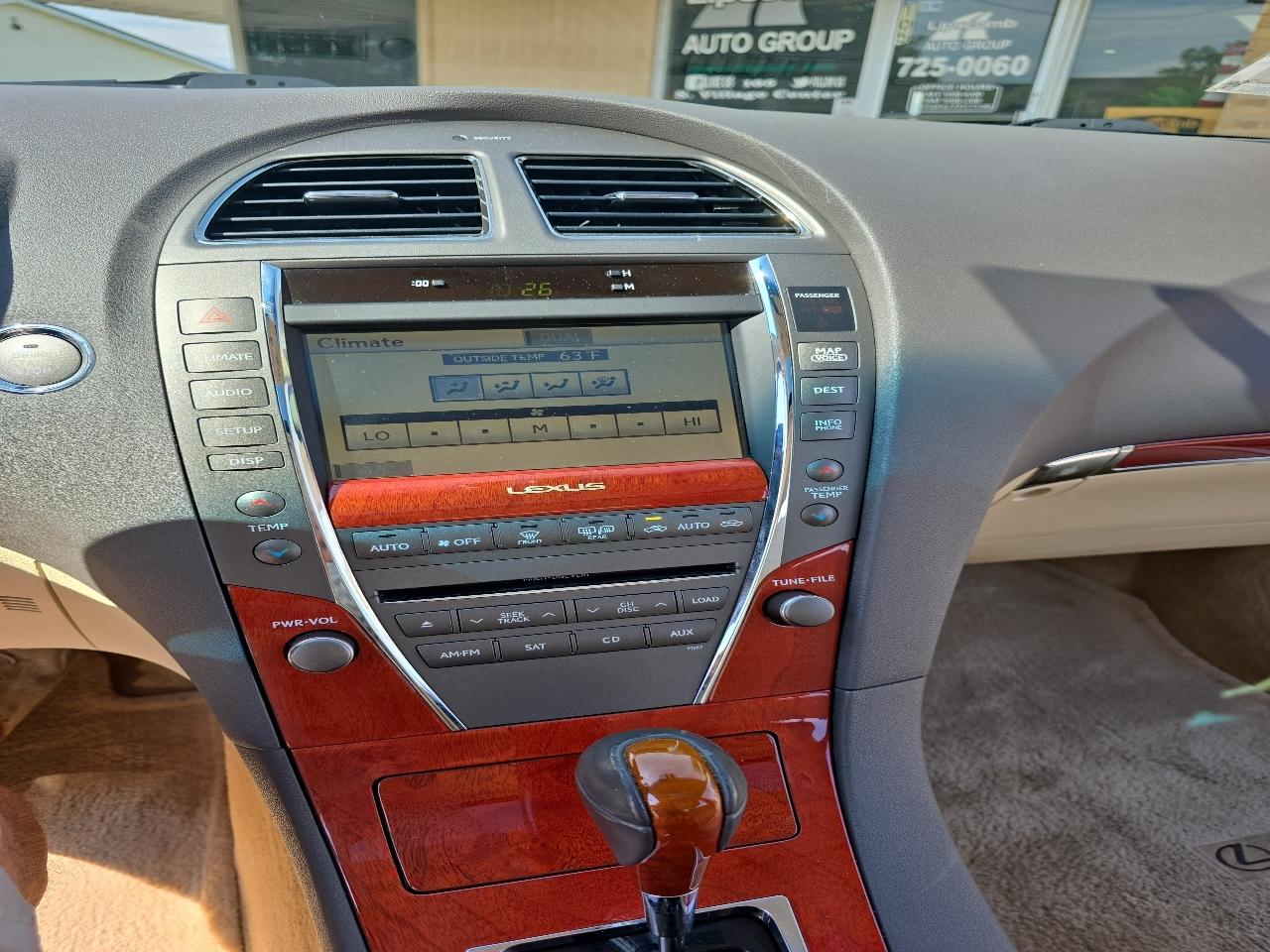 Lexus ES 350 4dr Sdn 2012