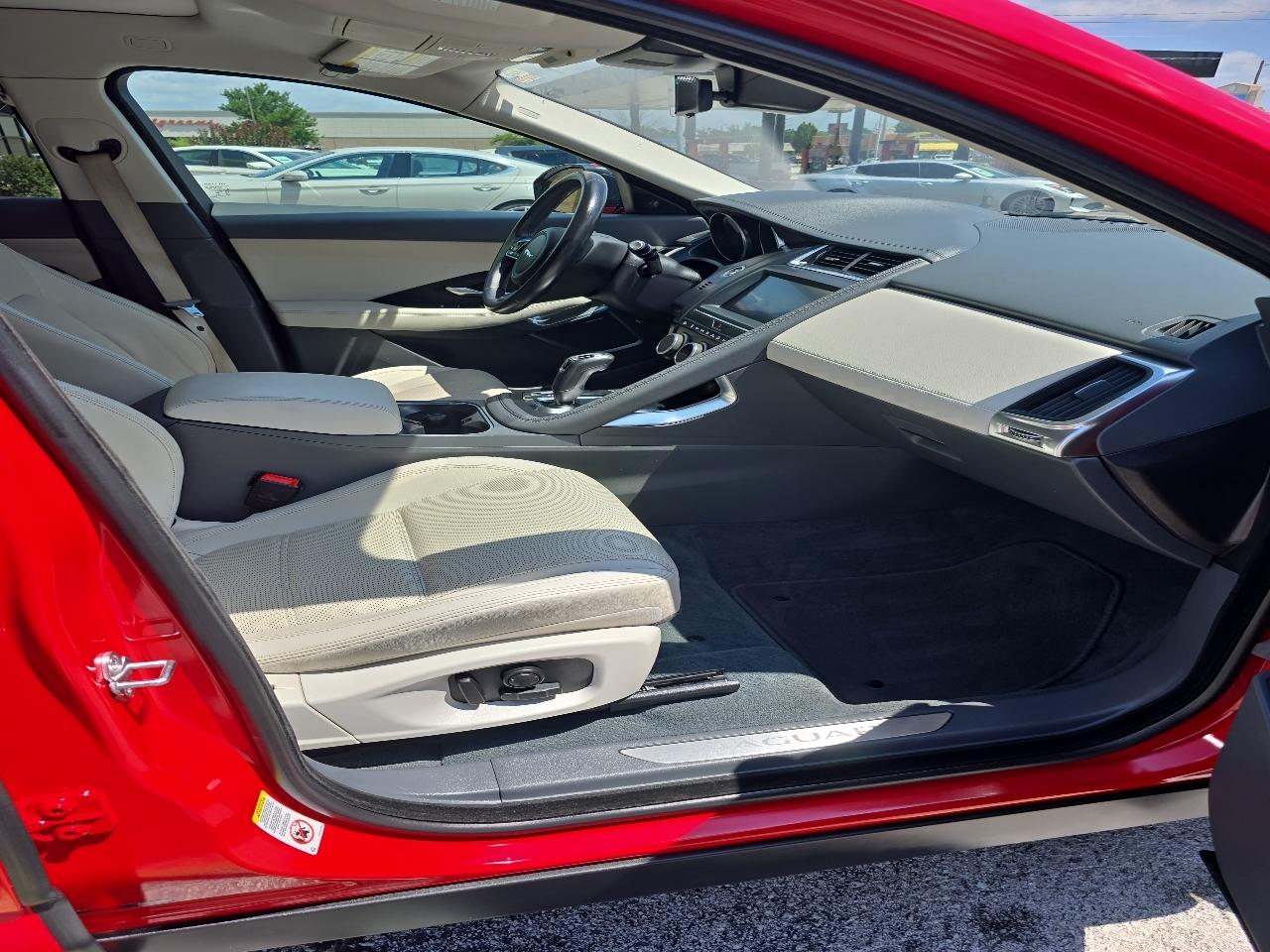 Jaguar E-Pace P250 AWD SE 2020