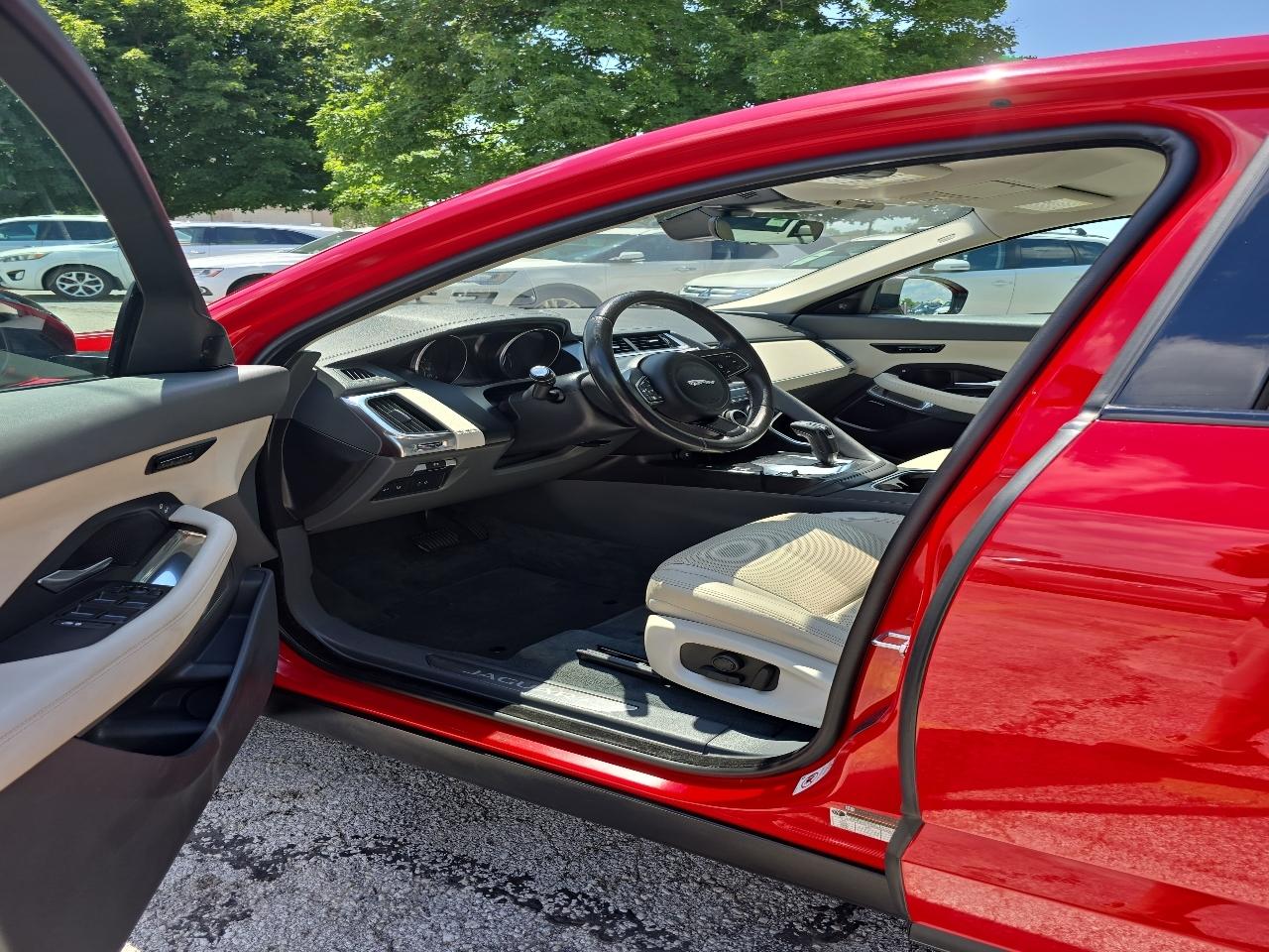 Jaguar E-Pace P250 AWD SE 2020