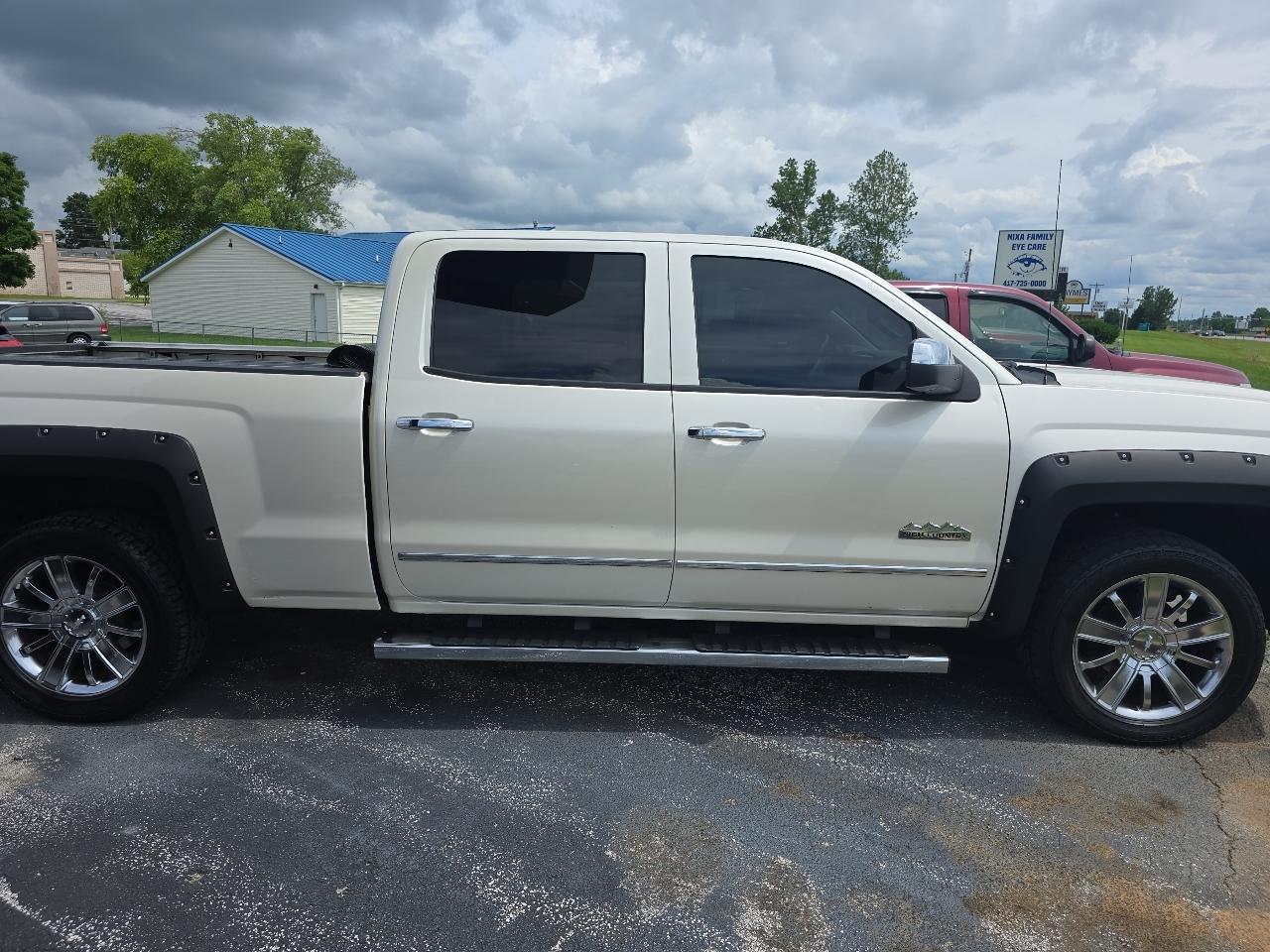 Chevrolet Silverado 1500 4WD Crew Cab 153.0" High Country 2014