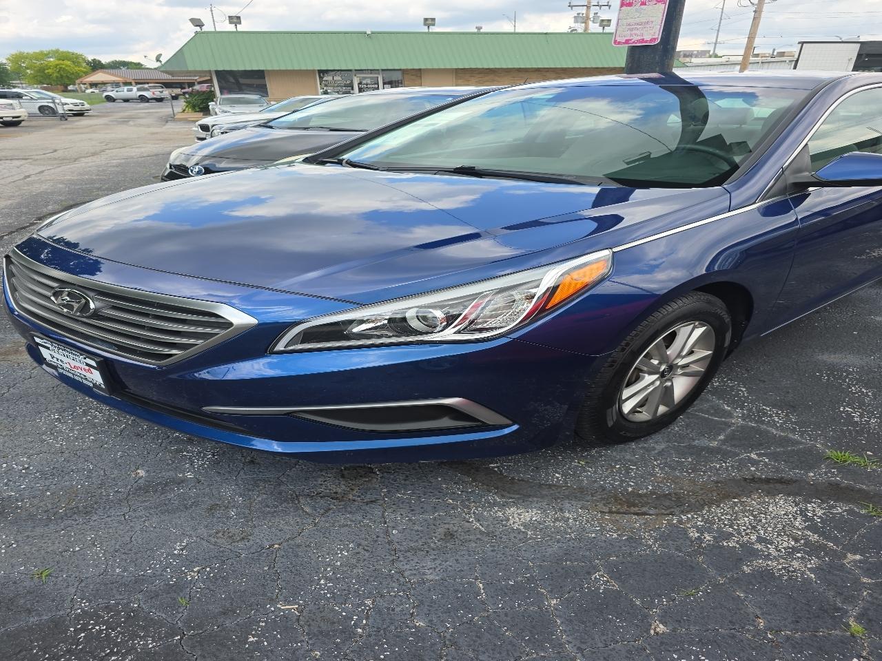 Hyundai Sonata SE 2.4L 2017