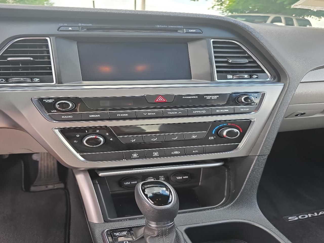 Hyundai Sonata SE 2.4L 2017
