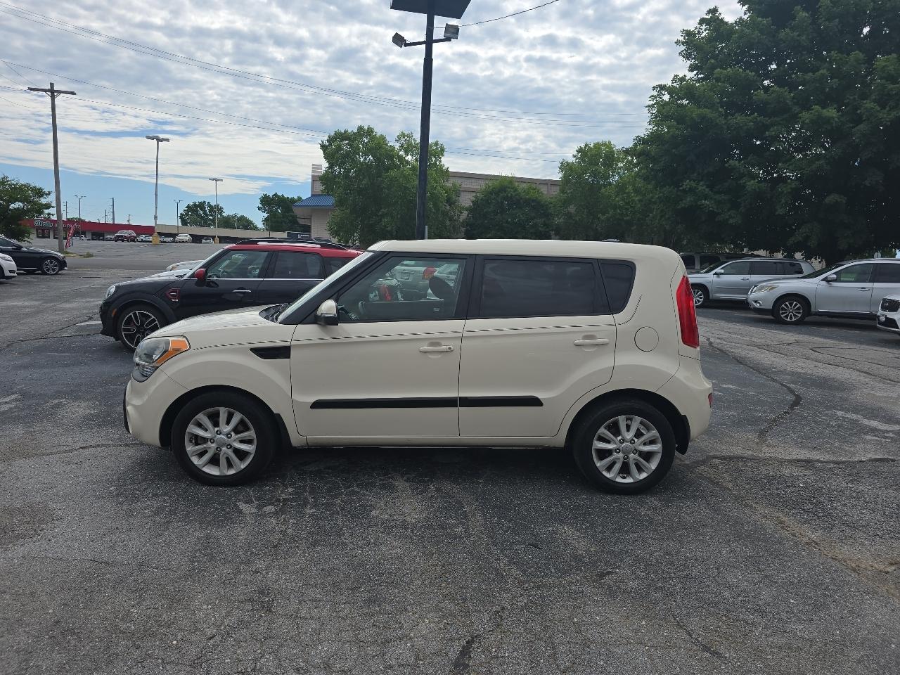 Kia Soul 5dr Wgn Auto + 2013