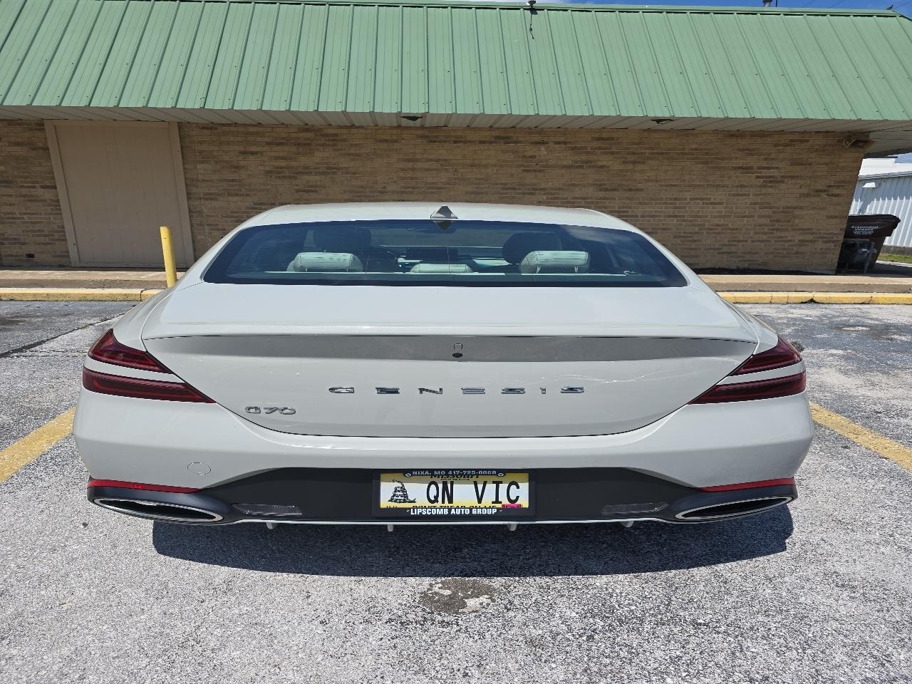 Genesis G70 2.5T RWD 2024