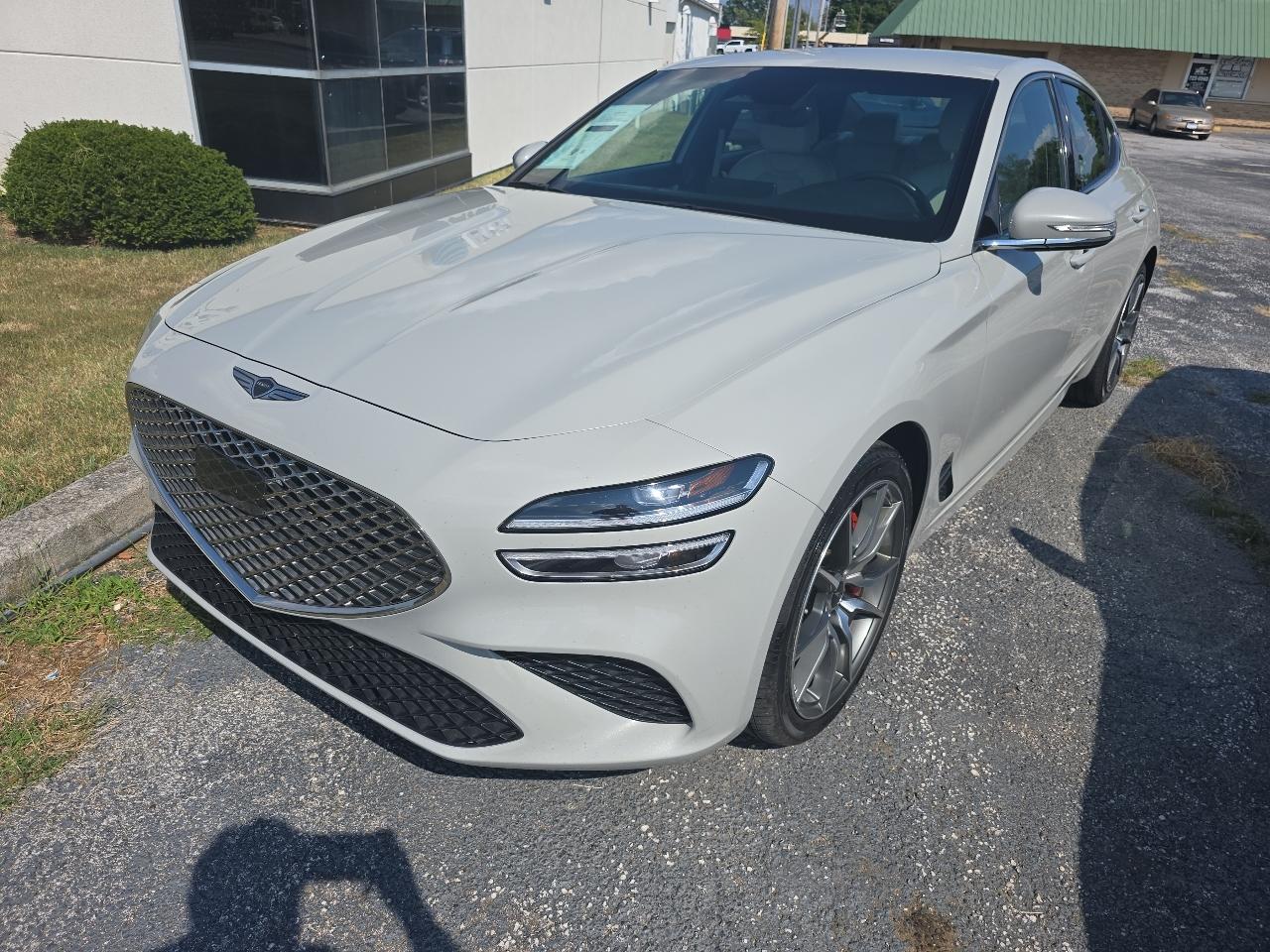Genesis G70 2.5T RWD 2024