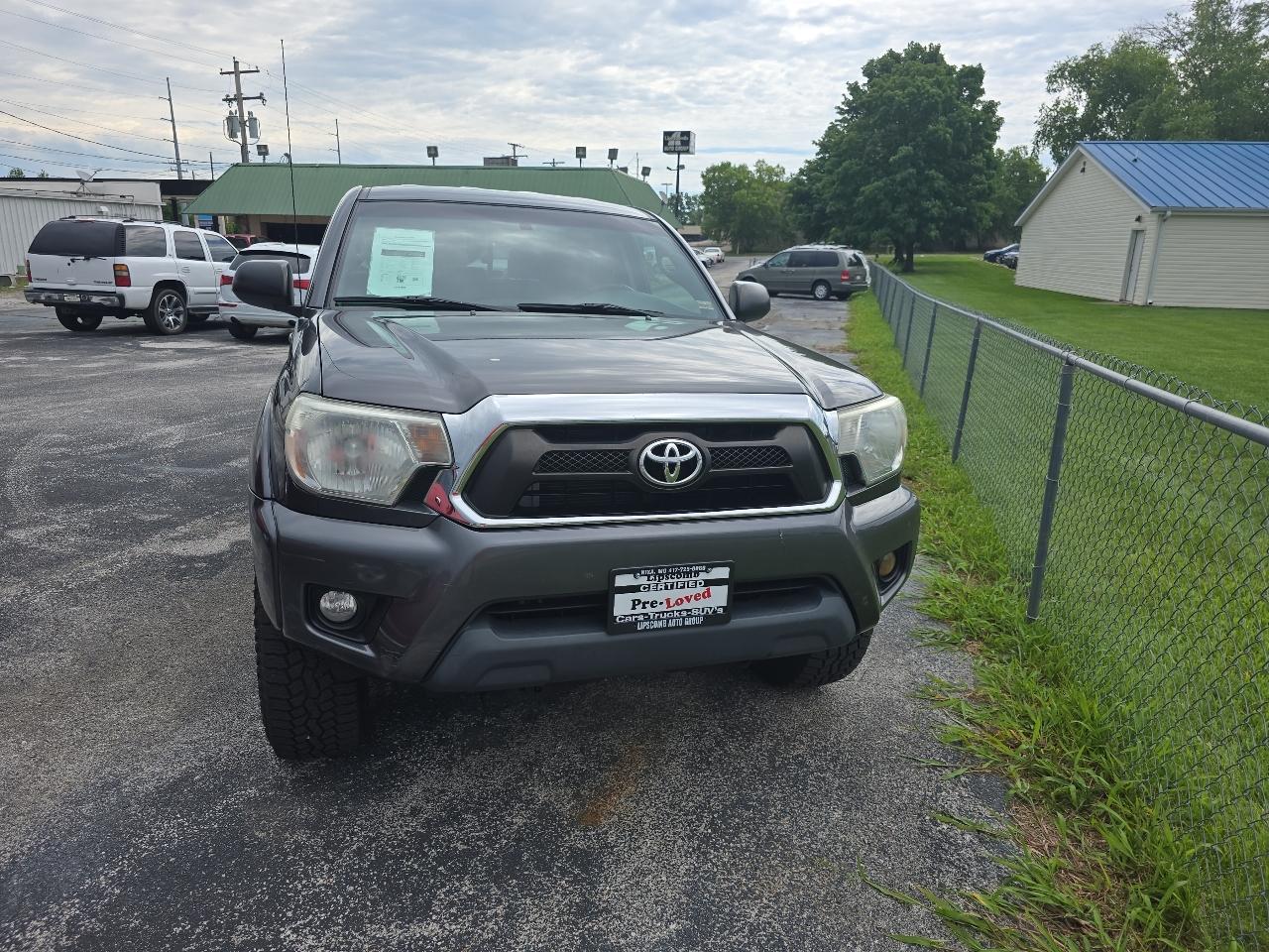 Toyota Tacoma 4WD Double Cab V6 MT (Natl) 2013