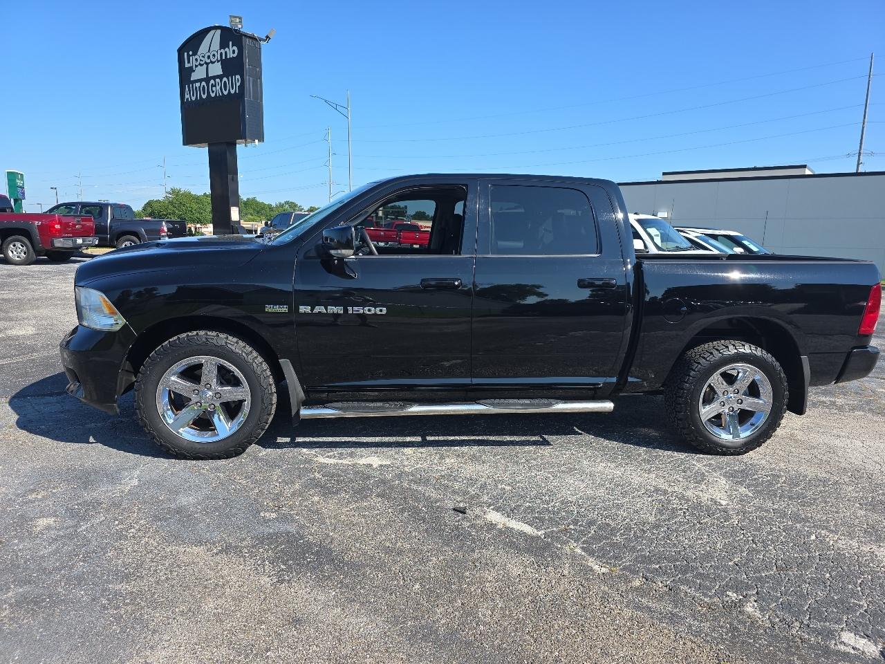 RAM 1500 4WD Crew Cab 140.5" Sport 2012