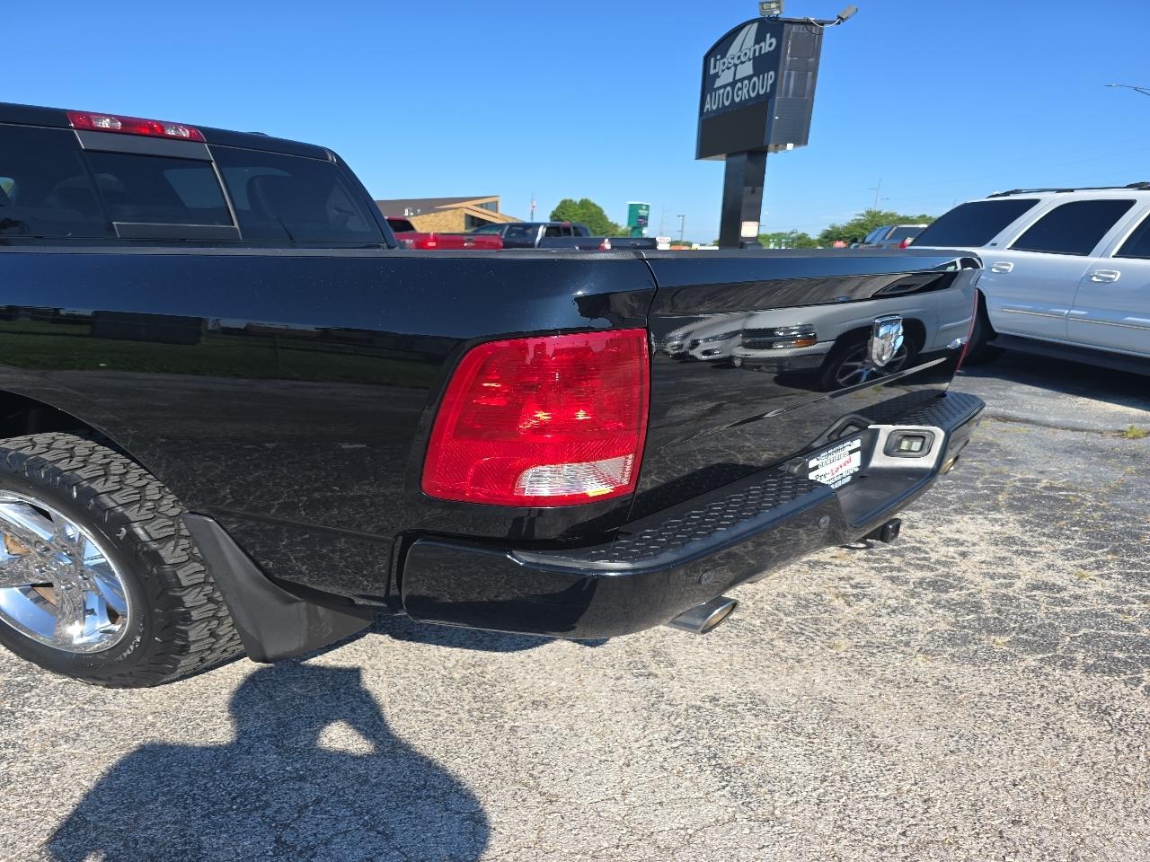 RAM 1500 4WD Crew Cab 140.5" Sport 2012