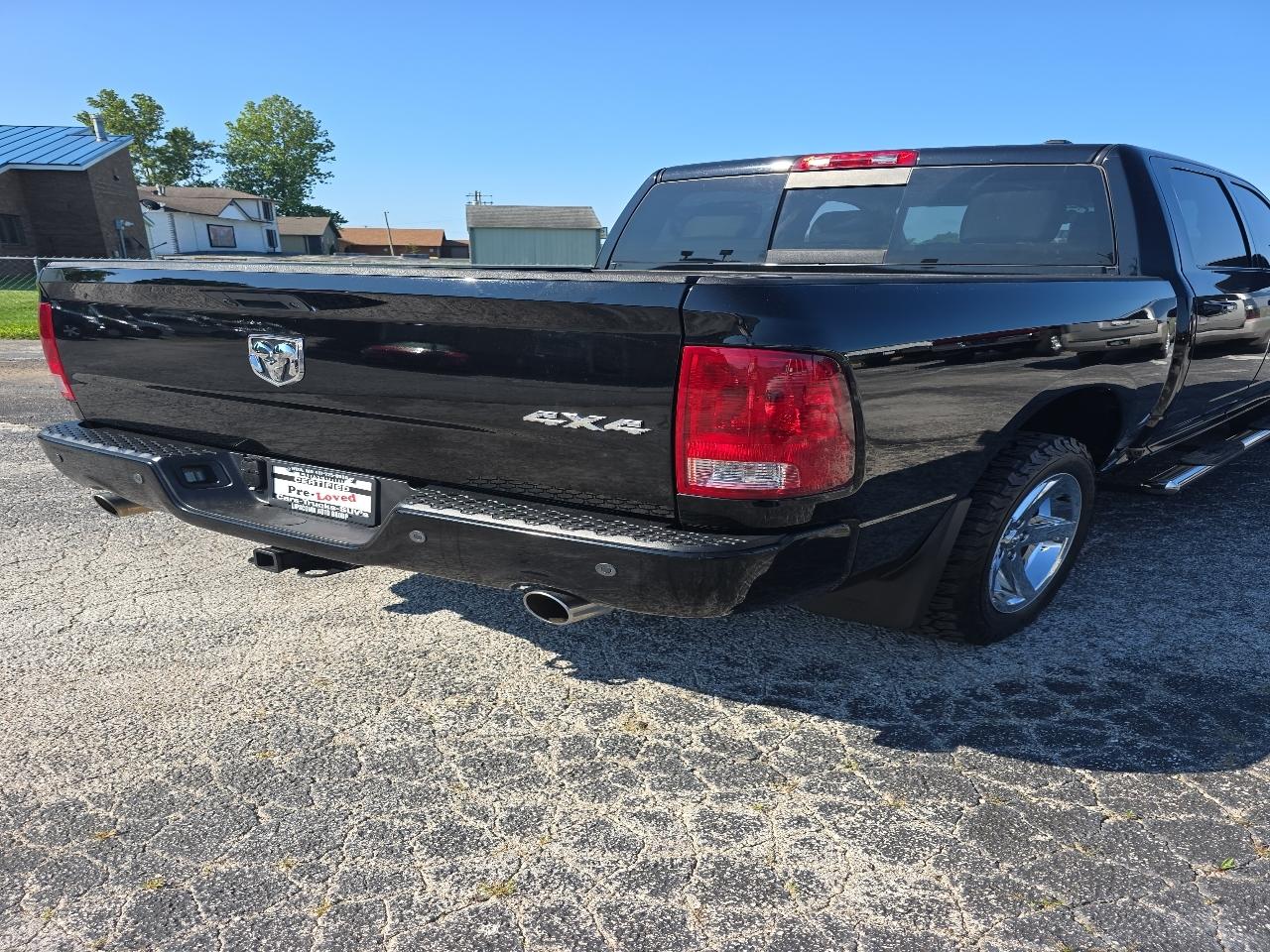 RAM 1500 4WD Crew Cab 140.5" Sport 2012