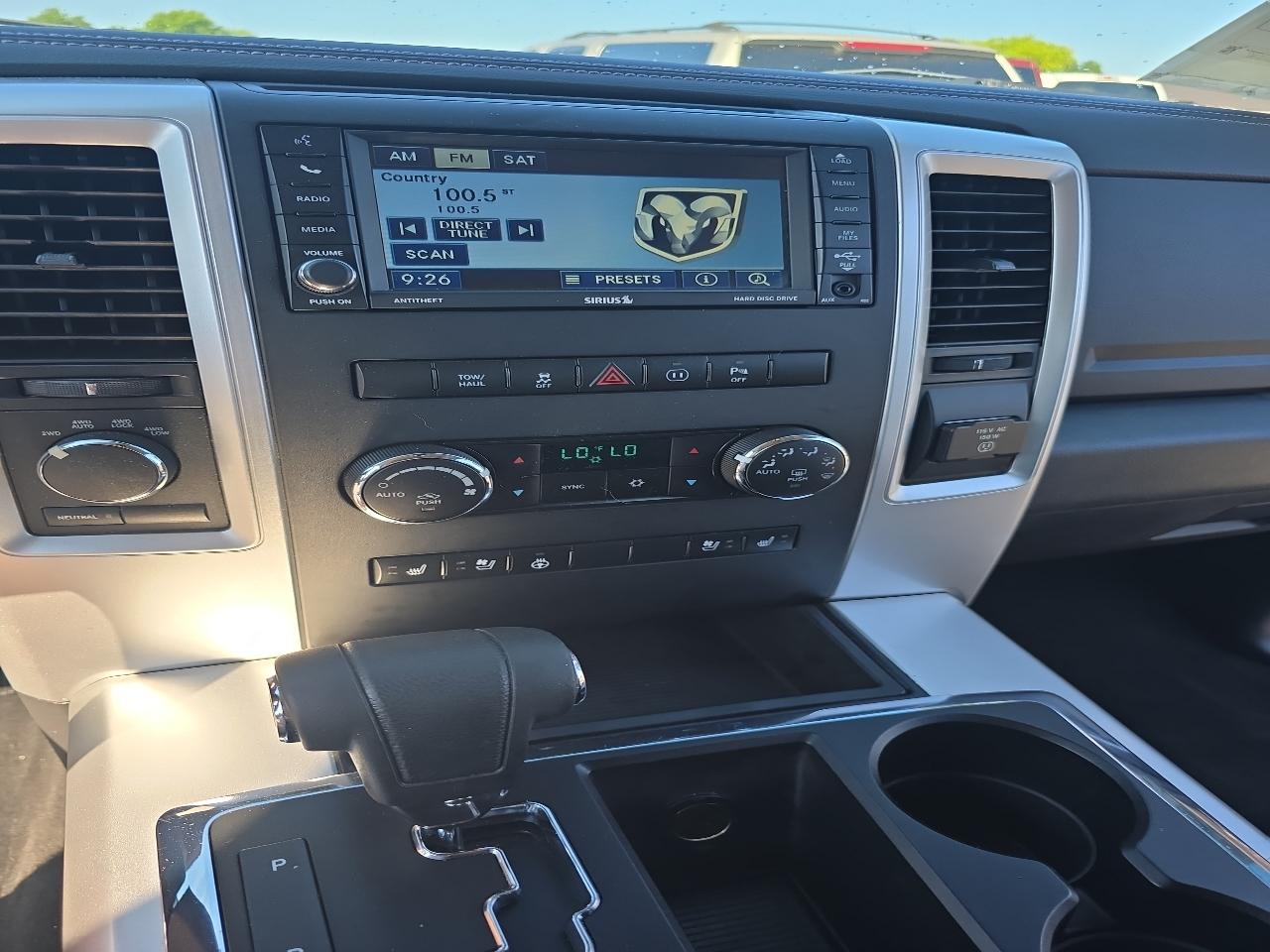 RAM 1500 4WD Crew Cab 140.5" Sport 2012