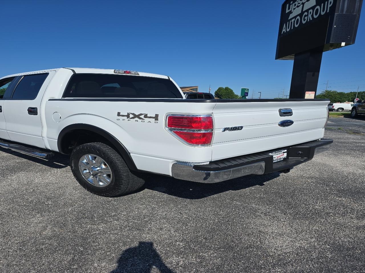 Ford F-150 4WD SuperCrew 145" Platinum 2011