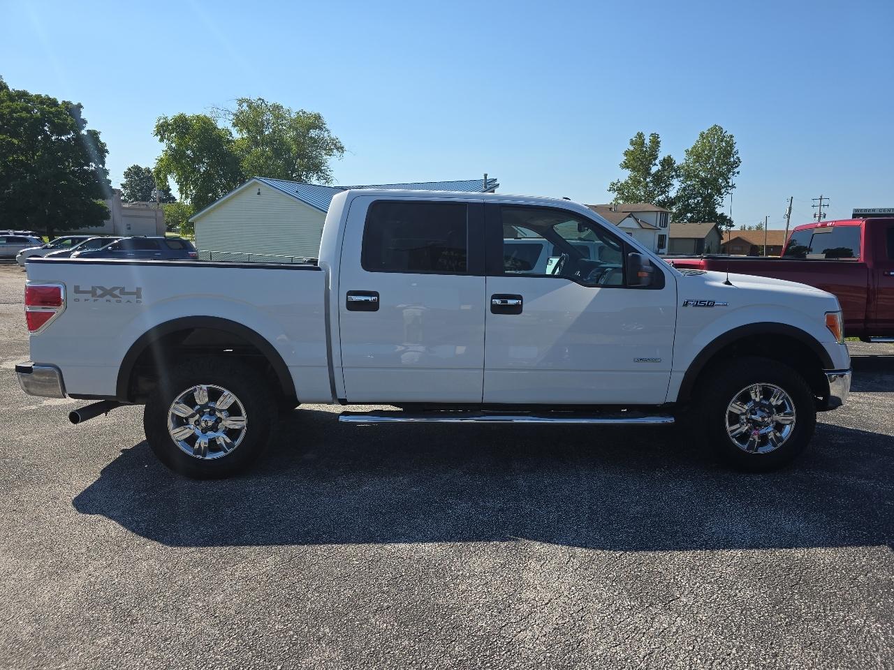 Ford F-150 4WD SuperCrew 145" Platinum 2011