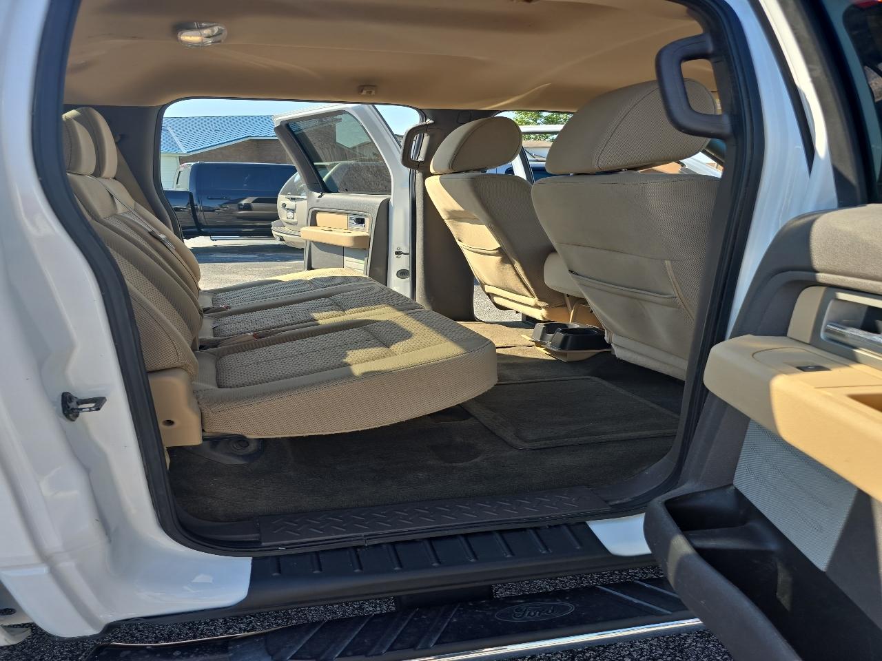 Ford F-150 4WD SuperCrew 145" Platinum 2011