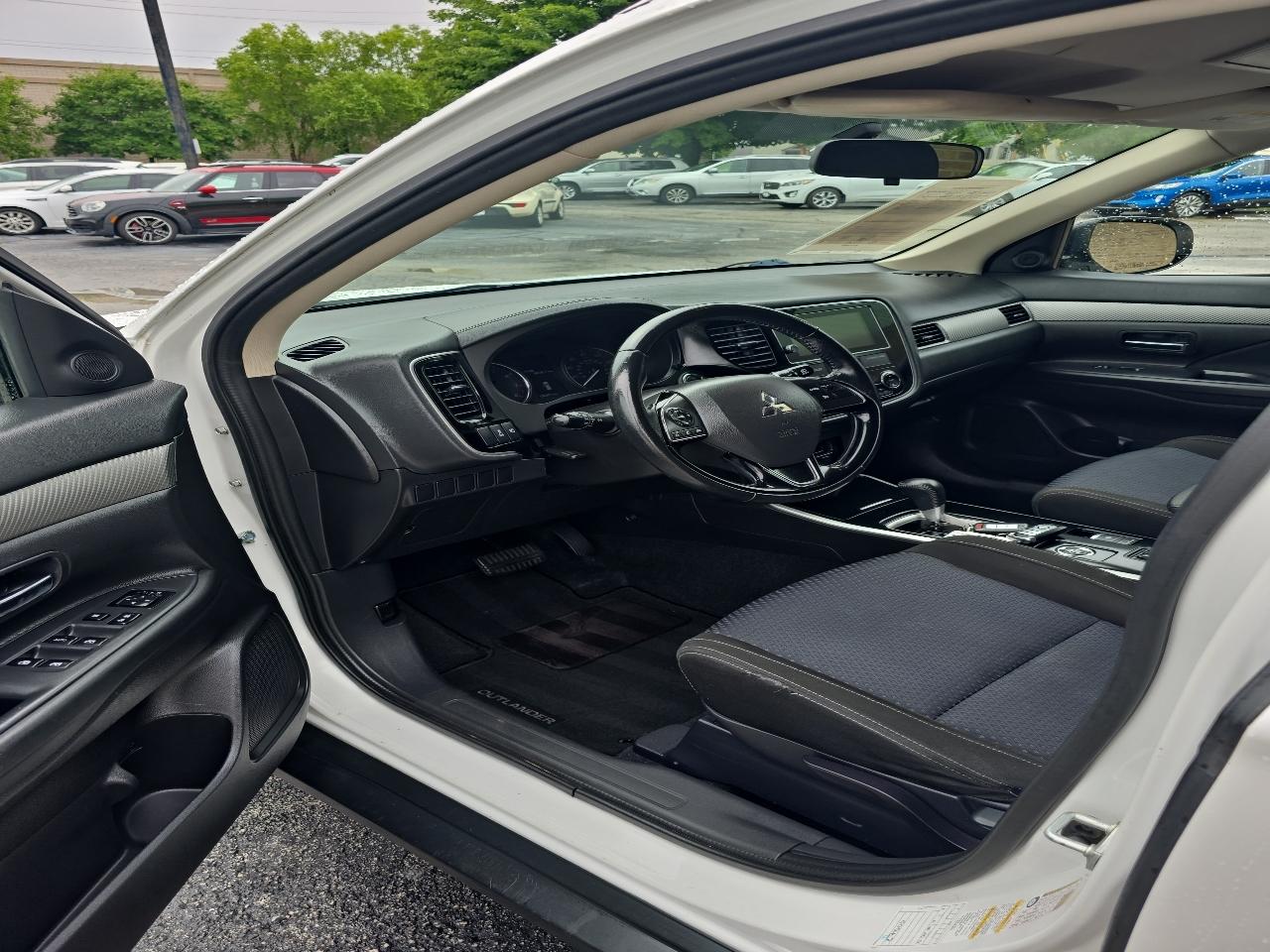 Mitsubishi Outlander SEL S-AWC 2018