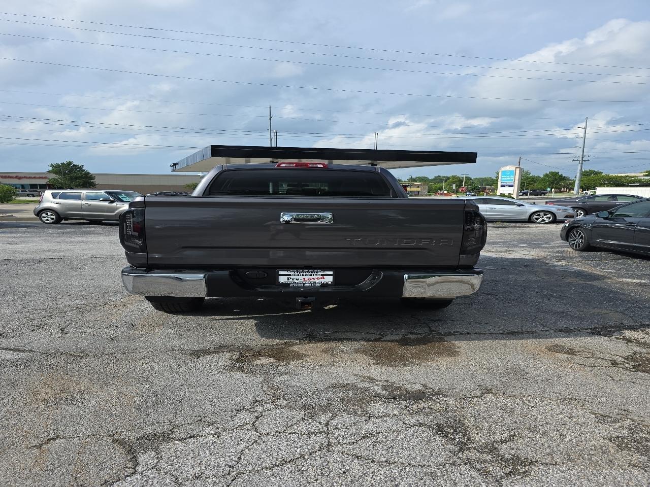 Toyota Tundra 2WD SR5 CrewMax 5.5' Bed 4.6L (Natl) 2017