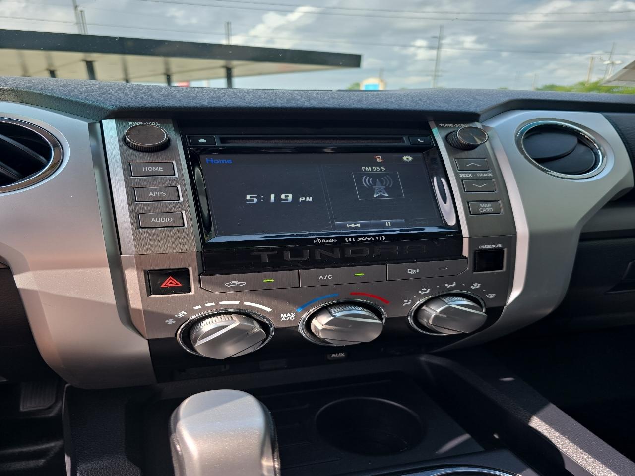 Toyota Tundra 2WD SR5 CrewMax 5.5' Bed 4.6L (Natl) 2017