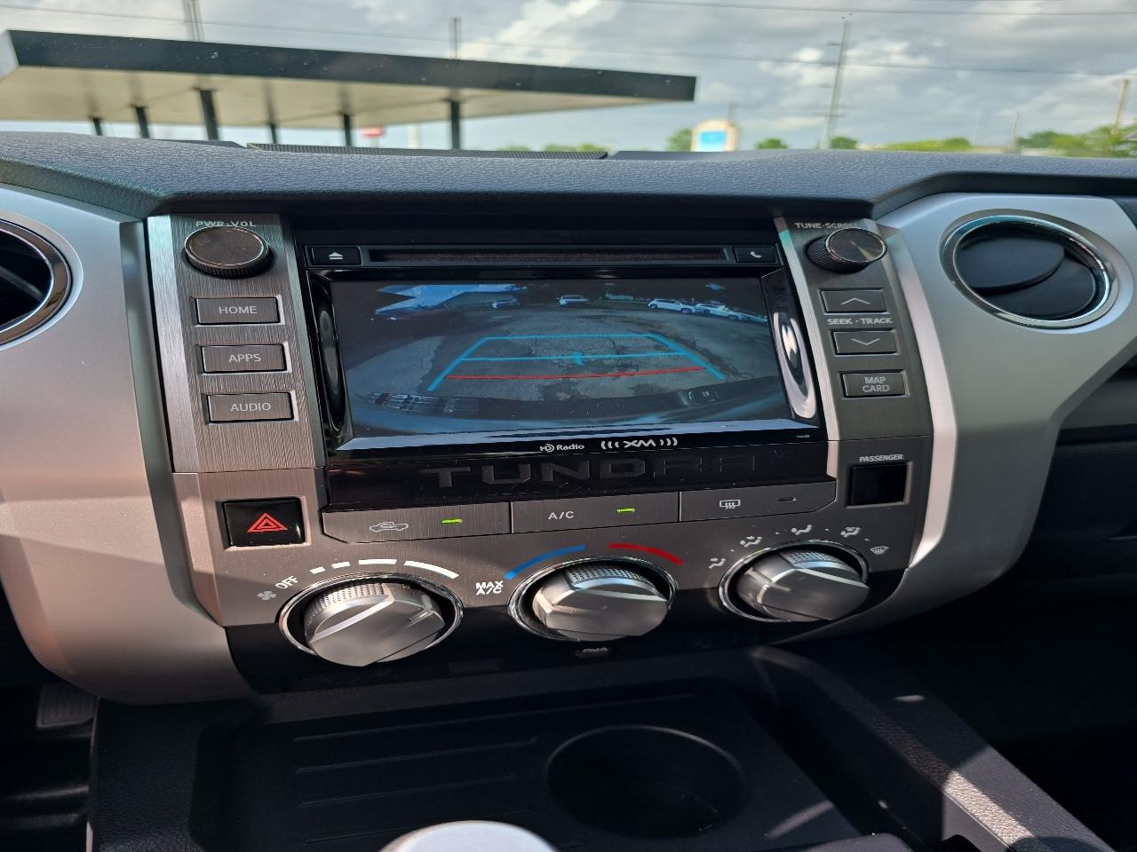 Toyota Tundra 2WD SR5 CrewMax 5.5' Bed 4.6L (Natl) 2017