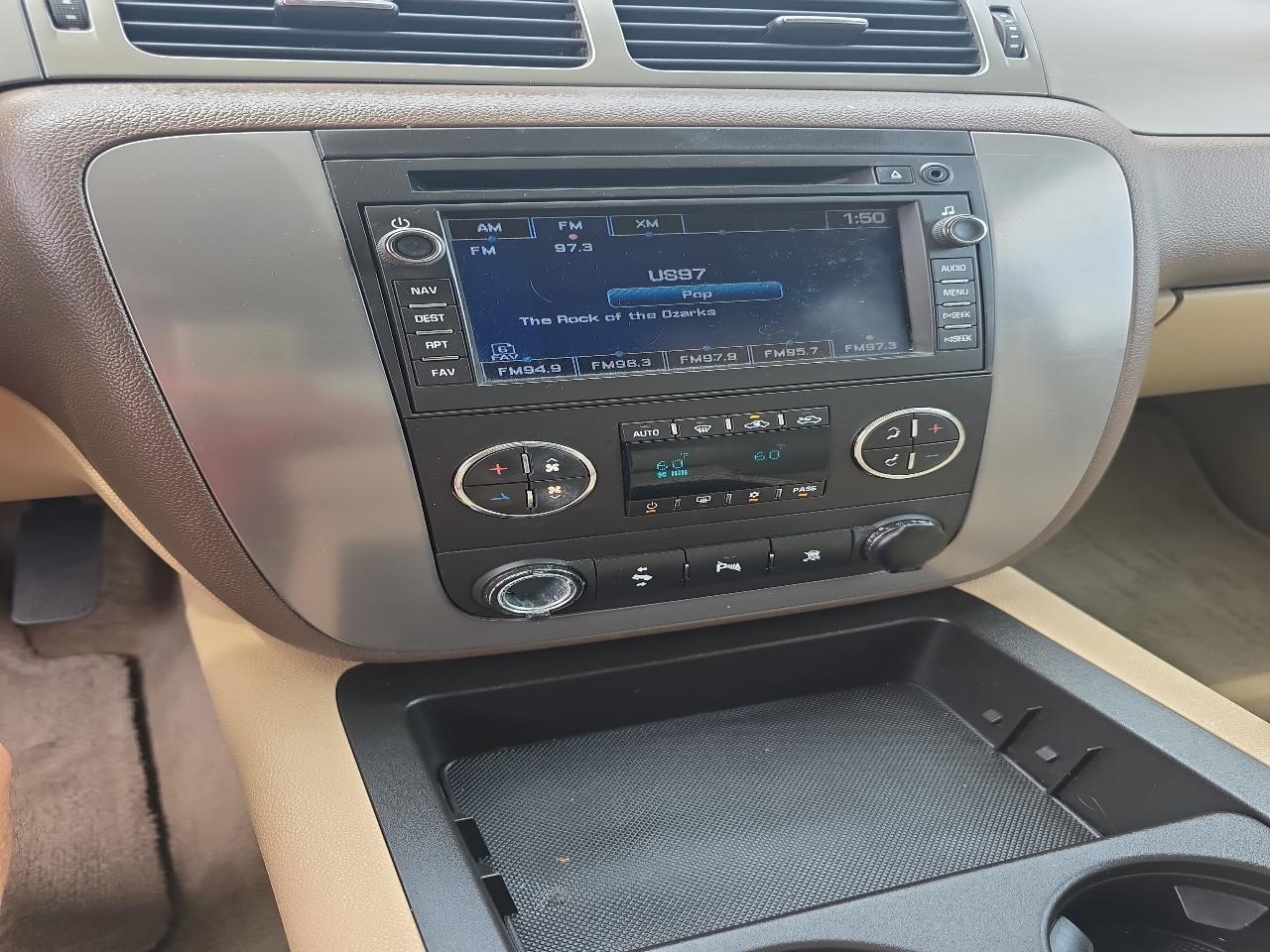 Chevrolet Avalanche 4WD Crew Cab 130" LT w/2LT 2009