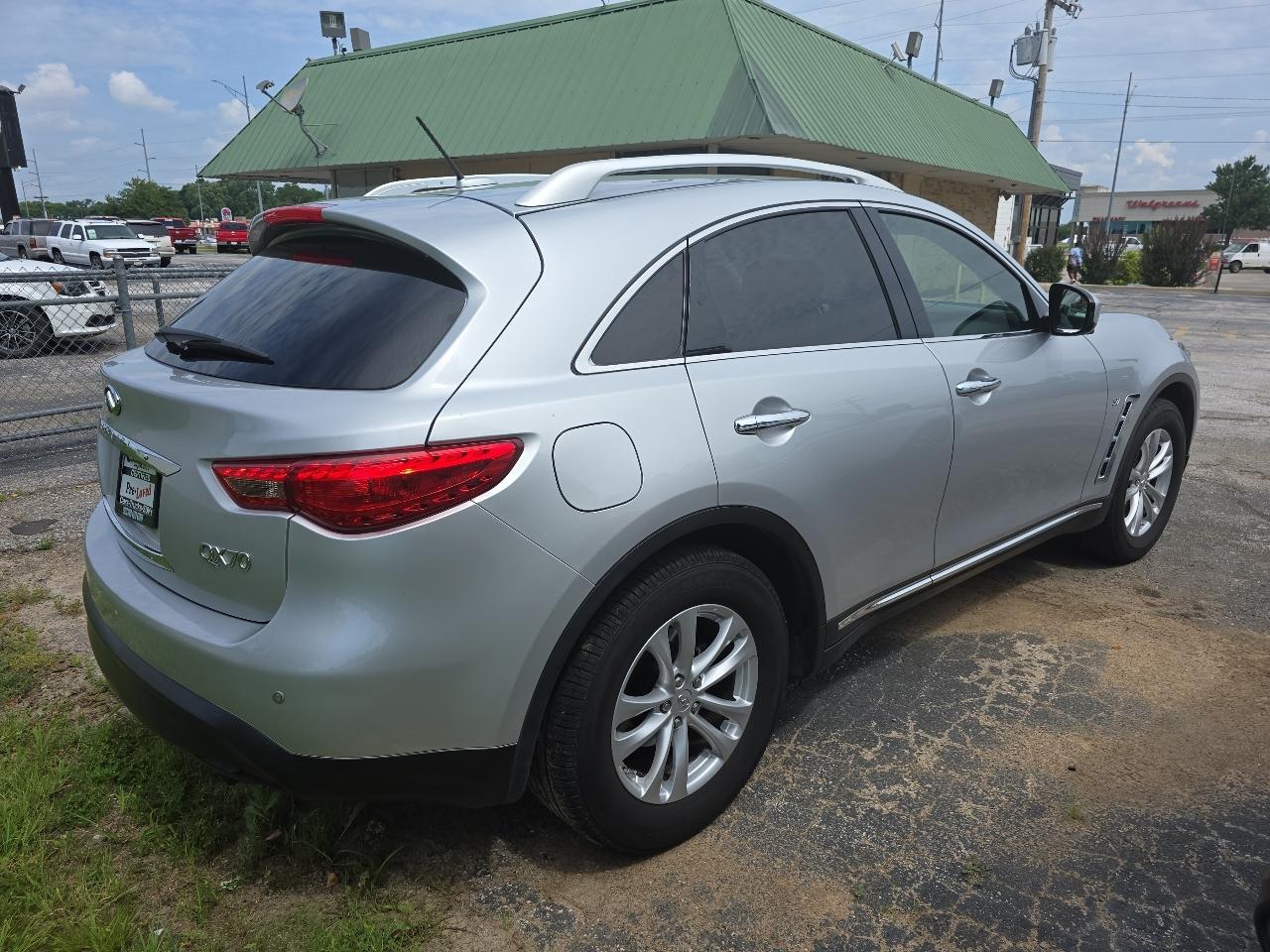 Infiniti QX70 AWD 4dr 2015