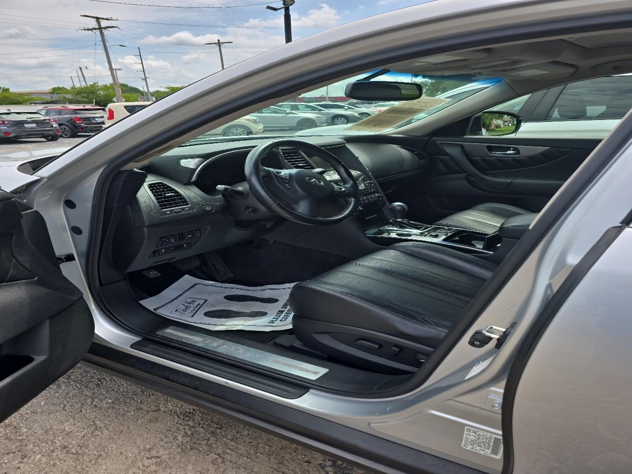 Infiniti QX70 AWD 4dr 2015