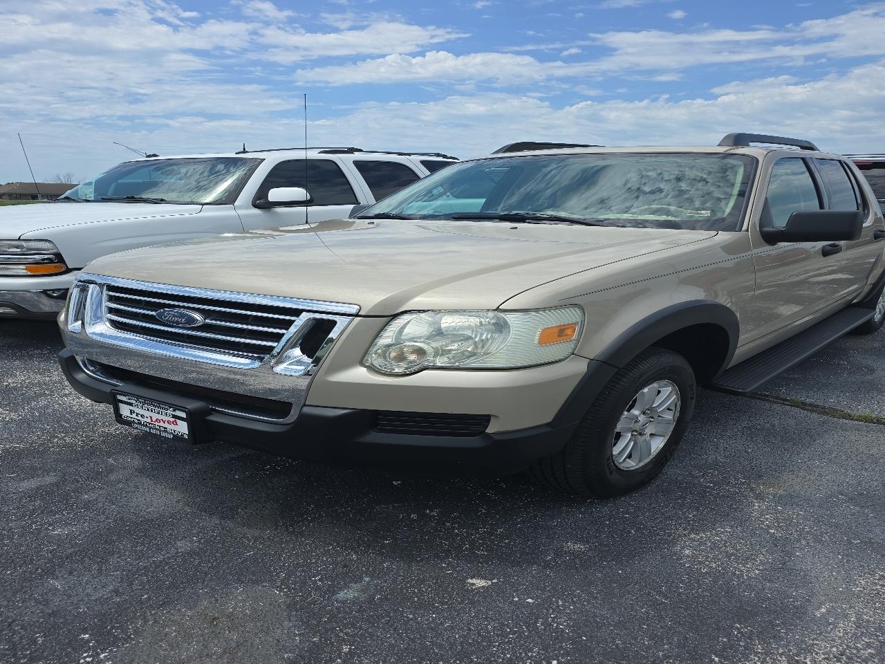 Ford Explorer Sport Trac 2WD 4dr V6 XLT 2007