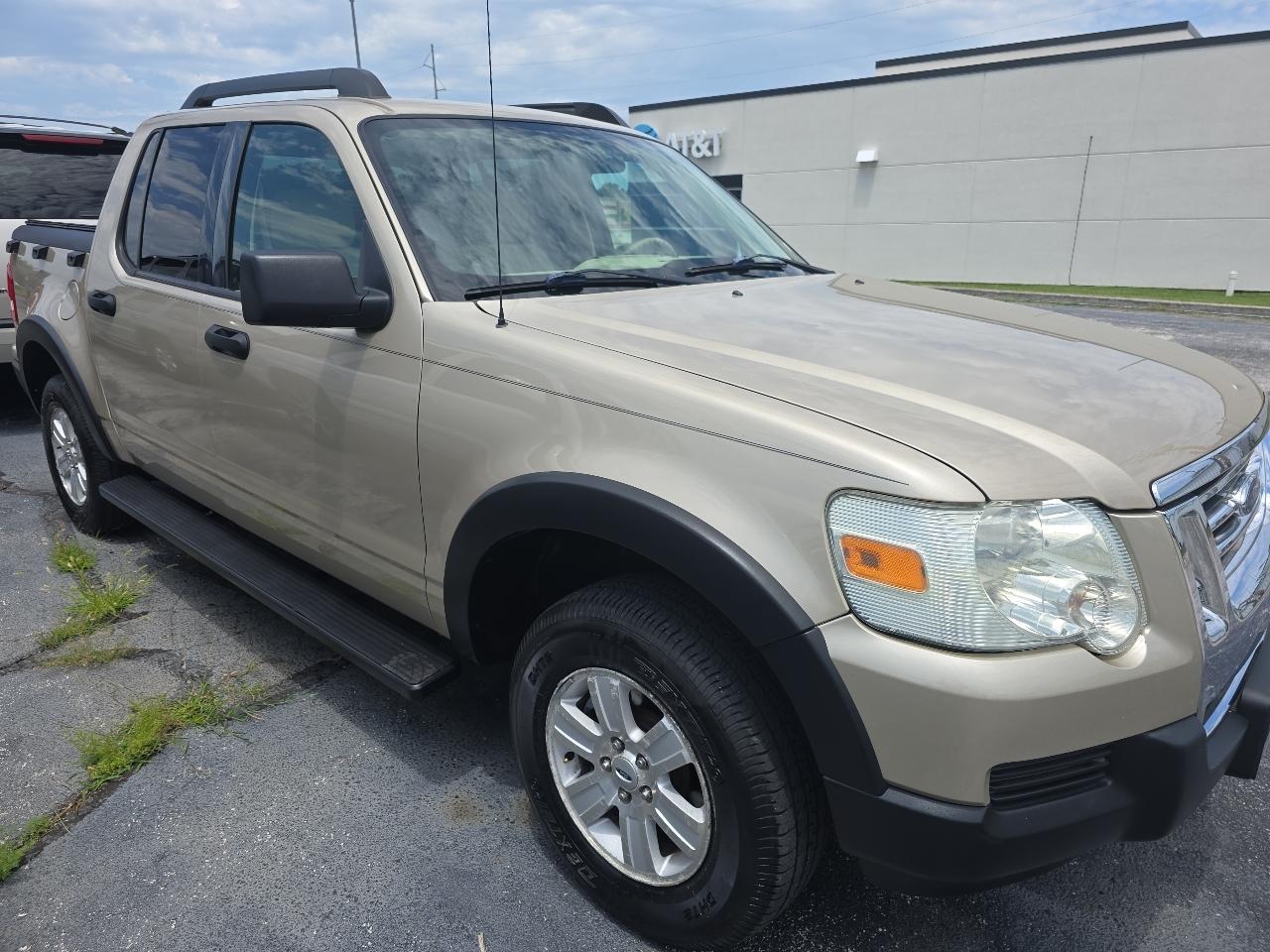 Ford Explorer Sport Trac 2WD 4dr V6 XLT 2007