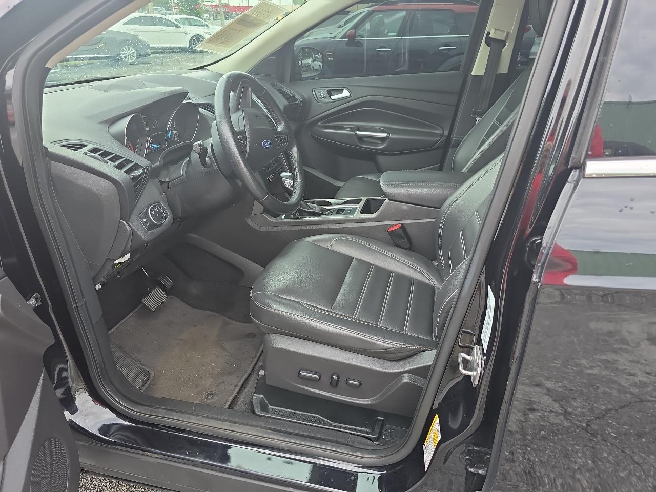 Ford Escape SEL 4WD 2019