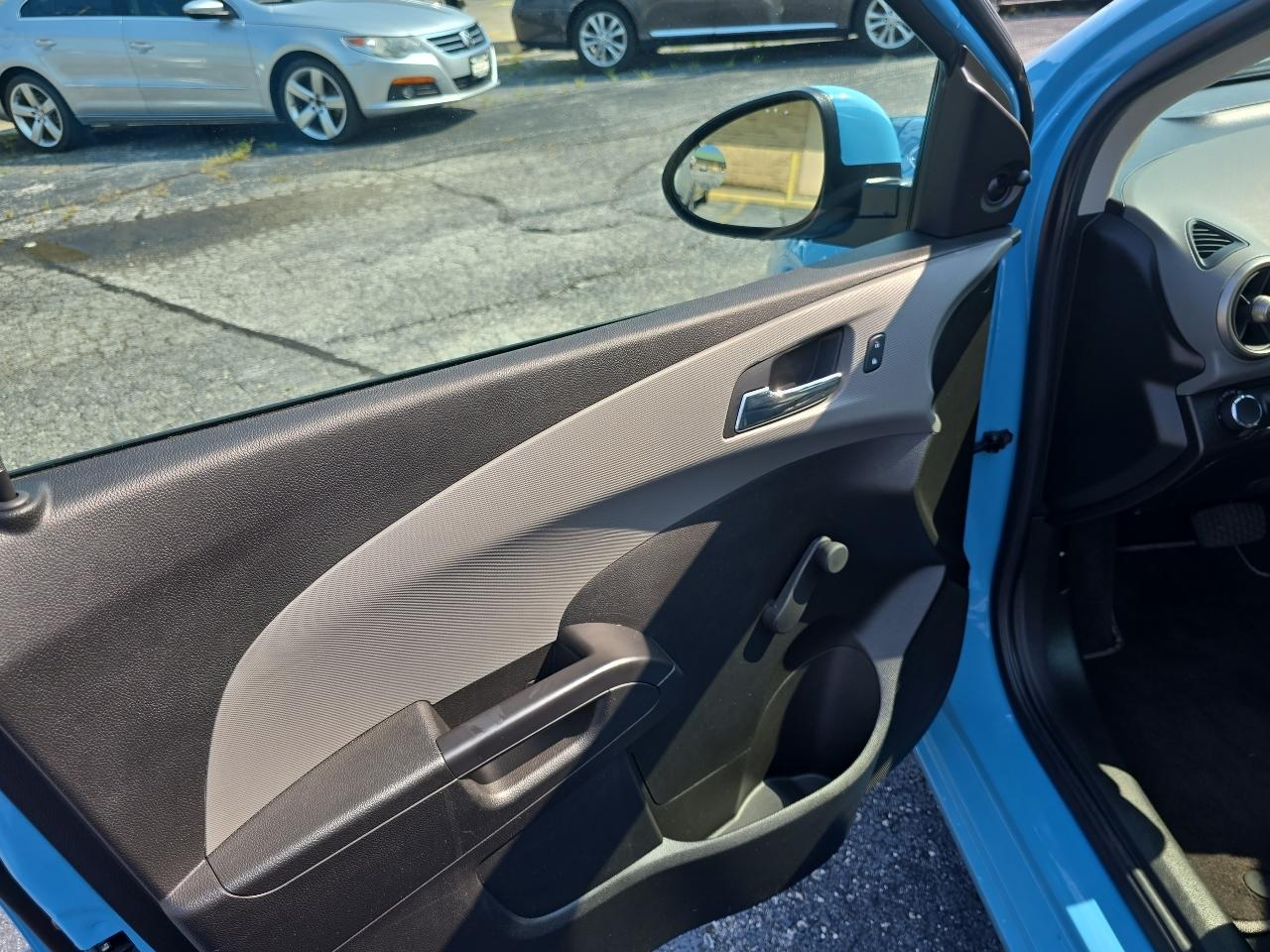 Chevrolet Sonic 4dr Sdn Auto LS 2014