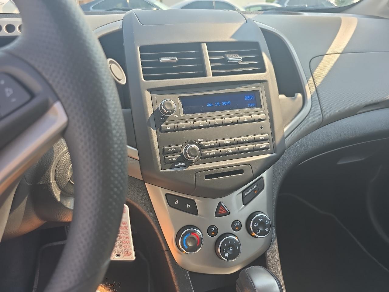 Chevrolet Sonic 4dr Sdn Auto LS 2014