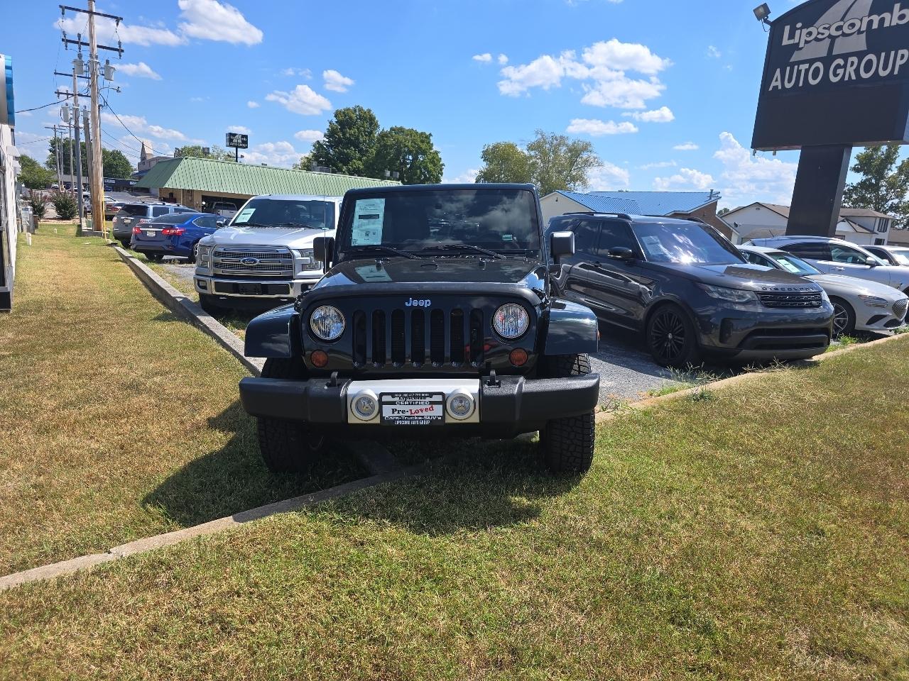 2012 Jeep Wrangler Unlimited 4WD 4dr Sahara