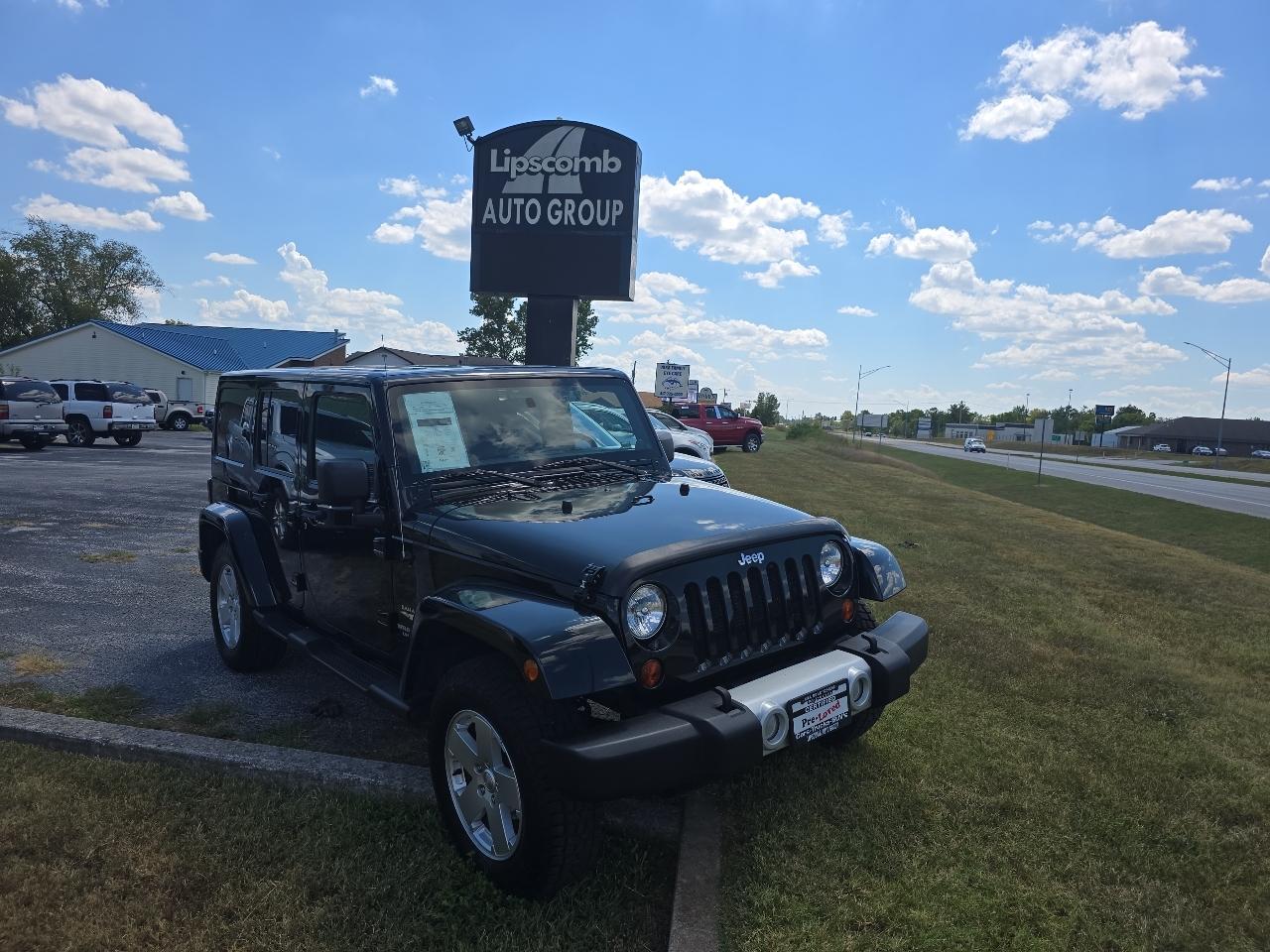 Jeep Wrangler Unlimited 4WD 4dr Sahara 2012