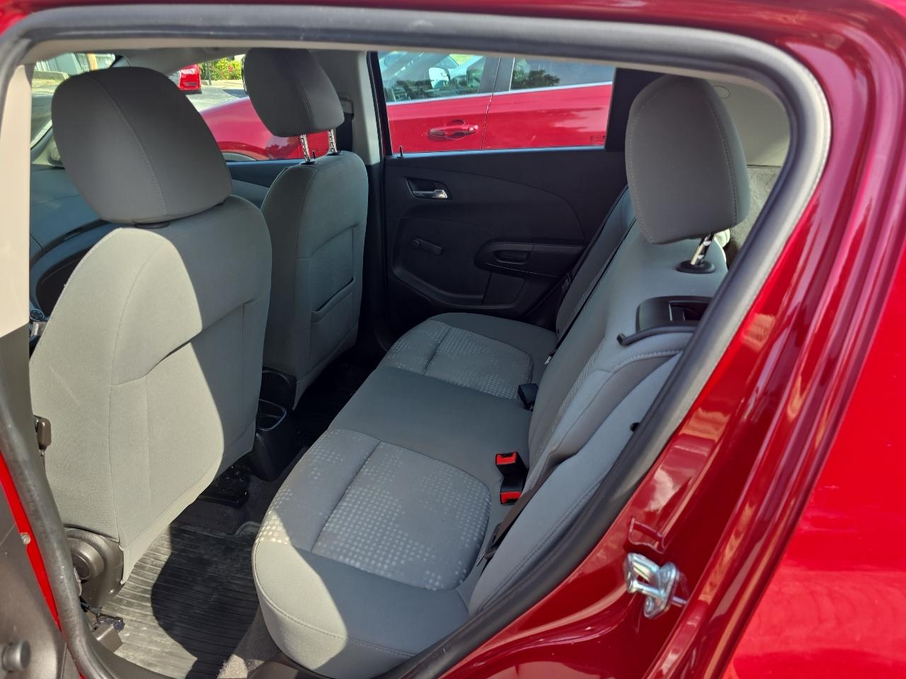 Chevrolet Sonic 5dr HB Auto LS 2014