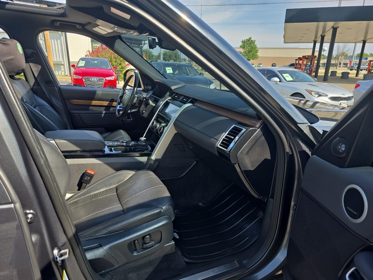 Land Rover Discovery HSE Td6 Diesel 2018