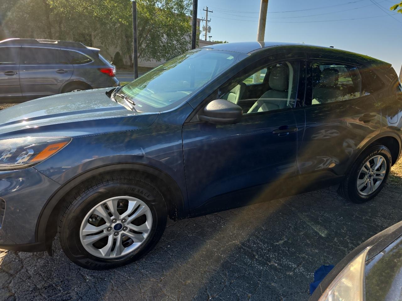Ford Escape S AWD 2020