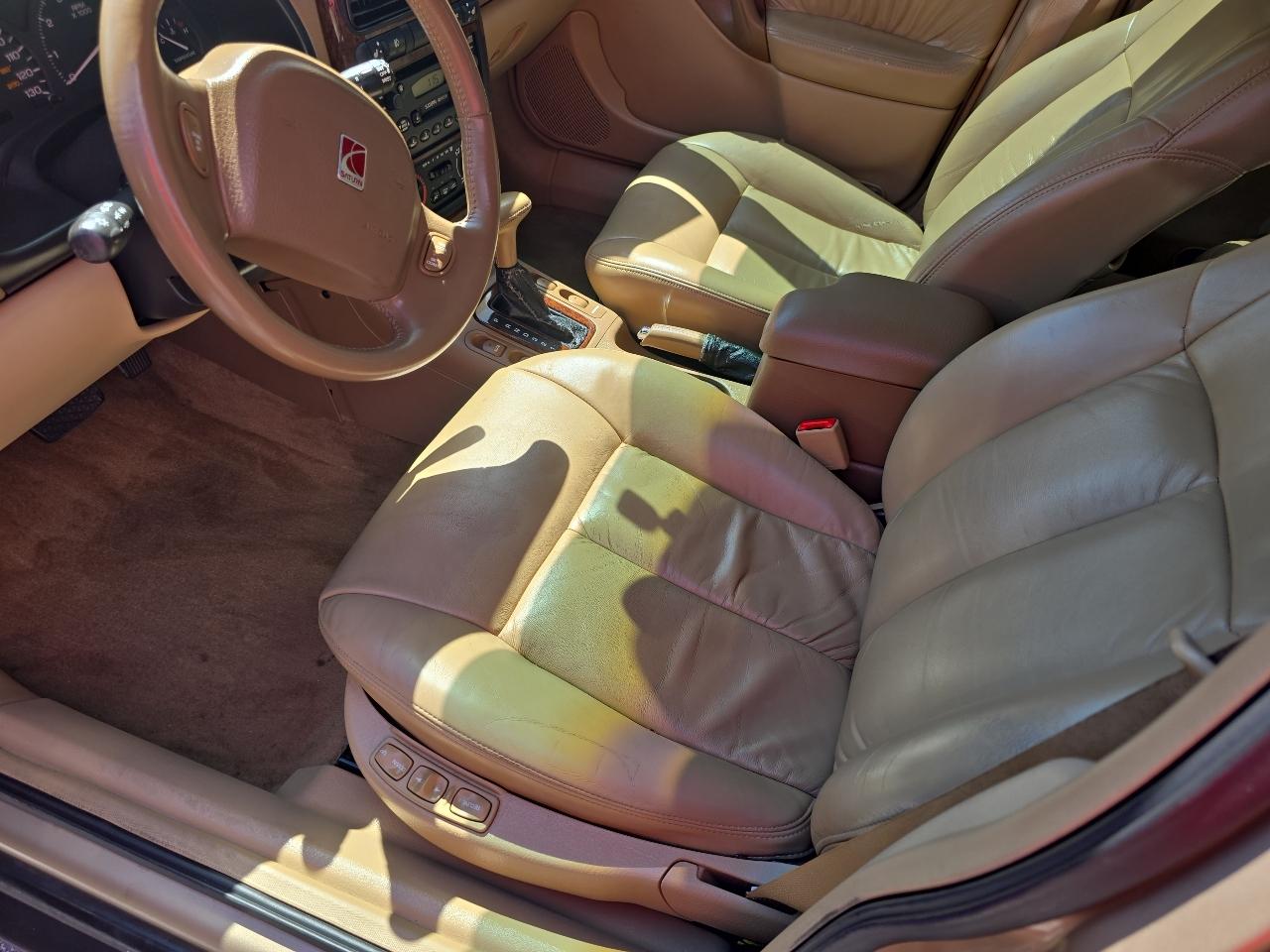 Saturn LS LS2 Auto 2000