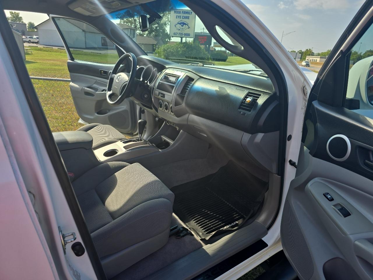 Toyota Tacoma 2WD Double V6 AT PreRunner (Natl) 2009