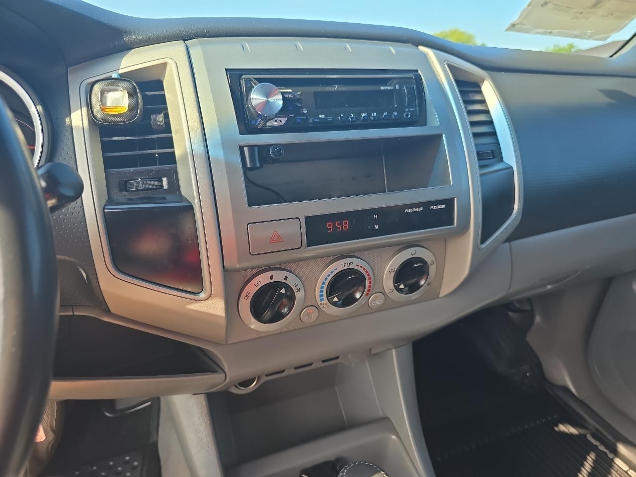 Toyota Tacoma 2WD Double V6 AT PreRunner (Natl) 2009