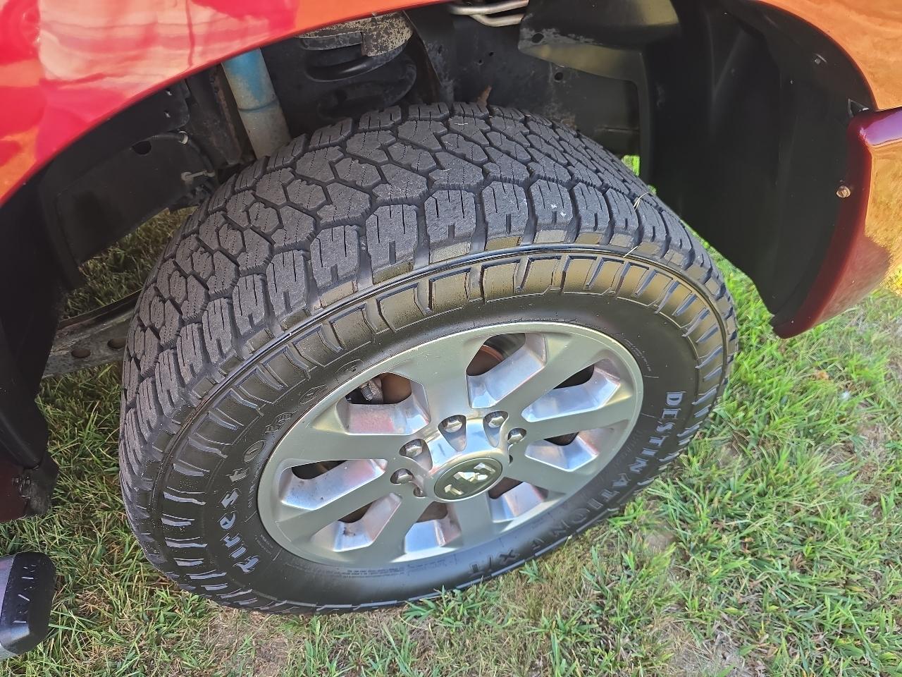 RAM 2500 Laramie 4x4 Mega Cab 6'4" Box 2019
