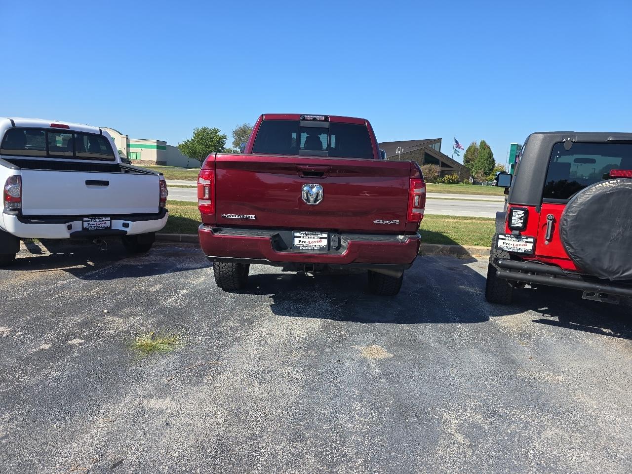RAM 2500 Laramie 4x4 Mega Cab 6'4" Box 2019